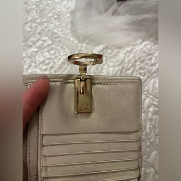 Gucci Wallet - Picture 7 of 8